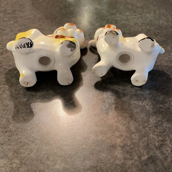 Vintage salt & pepper shakers - Picture 3 of 10